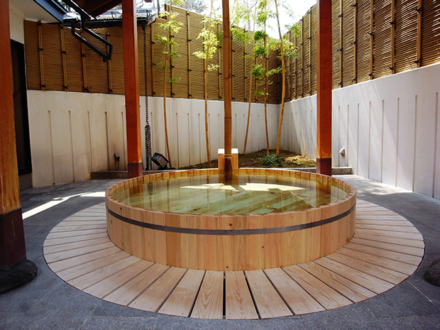 Private-open-air-hot-spring-baths-Chamaecyparis-obtusa